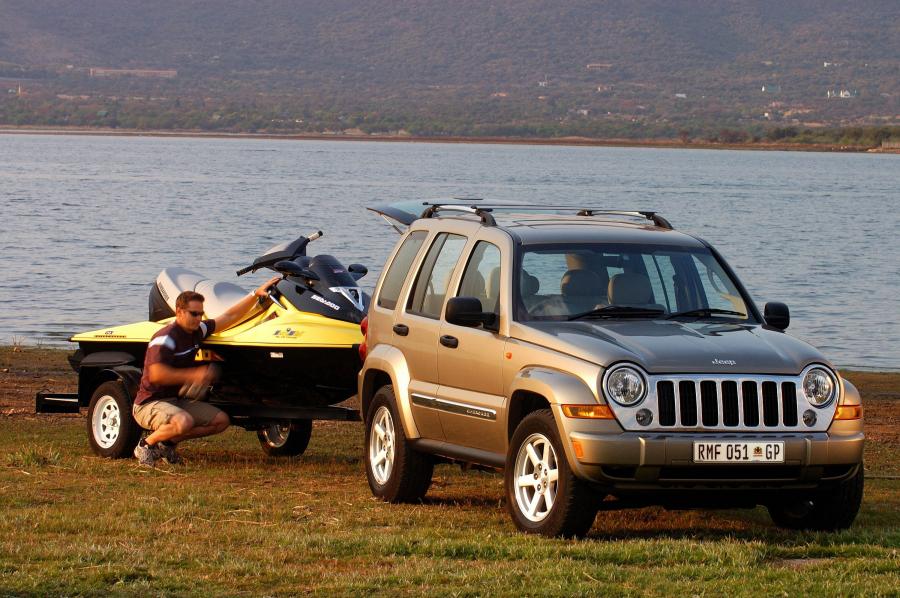  Jeep Cherokee 2002 года  (фото 9 из 130)